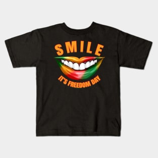 Smile - It's Freedom Day Smiling Mouth Juneteenth Kids T-Shirt